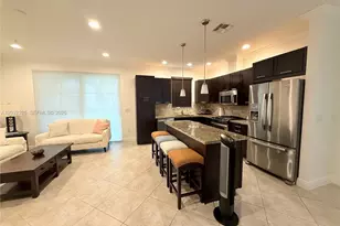 3341 NW 125th Ln, Sunrise, FL 33323 - Photo 3