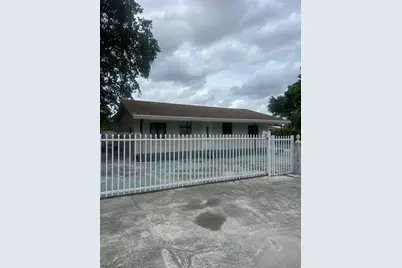 2467 NW 103rd St, Miami, FL 33147 - Photo 1