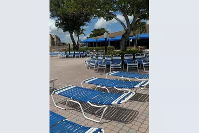 9241 Sunrise Lakes Blvd #109, Sunrise, FL 33322 - Photo 27
