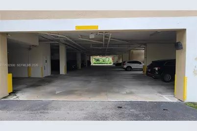 8430 SW 8th St #307B, Miami, FL 33144 - Photo 17