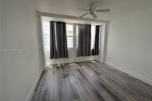 7545 E Treasure Dr, North Bay Village, FL 33141 - Photo 25