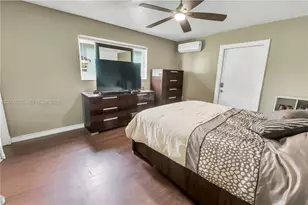1701 NW 106th Ave, Pembroke Pines, FL 33026 - Photo 21