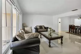 1701 NW 106th Ave, Pembroke Pines, FL 33026 - Photo 29
