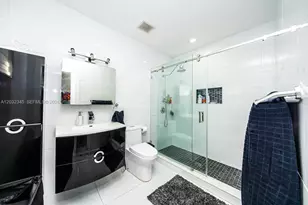 9365 SW 44th St, Miami, FL 33165 - Photo 19