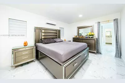 9365 SW 44th St, Miami, FL 33165 - Photo 15