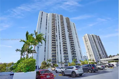 3675 N Country Club Dr #2201, Aventura, FL 33180 - Photo 37