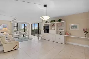 3625 N Country Club Dr, Aventura, FL 33180 - Photo 9
