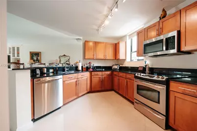 8390 SW 72nd Ave #707, Miami, FL 33143 - Photo 9