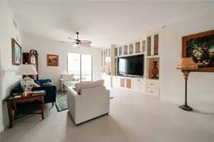 8390 SW 72nd Ave, Miami, FL 33143 - Photo 3