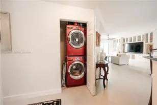 8390 SW 72nd Ave, Miami, FL 33143 - Photo 31