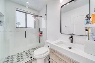 7963 NW 195th Terrace, Hialeah, FL 33015 - Photo 37