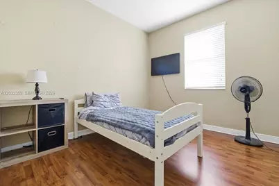 15369 SW 8th Ln, Miami, FL 33194 - Photo 9