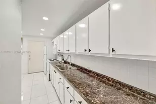 3660 NE 166th St, North Miami Beach, FL 33160 - Photo 9