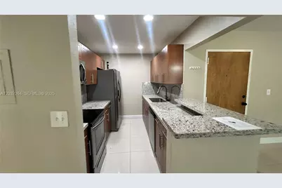 10377 N Kendall Dr #K8, Miami, FL 33176 - Photo 5