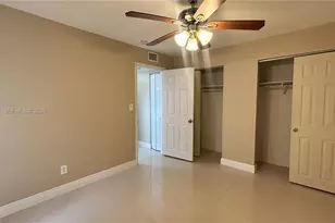 10377 N Kendall Dr, Miami, FL 33176 - Photo 9
