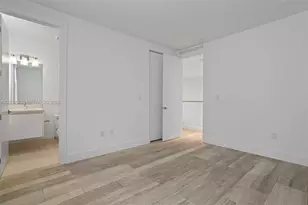 10296 NW 74th Terrace, Doral, FL 33178 - Photo 11