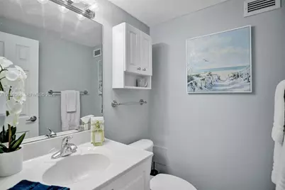 2501 S Ocean Dr #302, Hollywood, FL 33019 - Photo 9