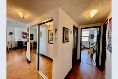 500 Bayview Dr #1923, Sunny Isles Beach, FL 33160 - Photo 11