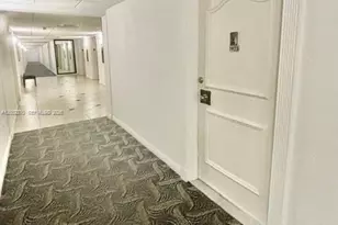 500 Bayview Dr, Sunny Isles Beach, FL 33160 - Photo 27