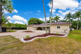 18370 SW 212th St, Miami, FL 33187 - Photo 19