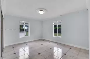 18370 SW 212th St, Miami, FL 33187 - Photo 23