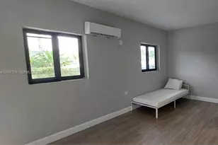 3735 NW 21st Ct, Miami, FL 33142 - Photo 11