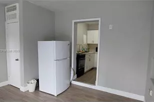 3735 NW 21st Ct, Miami, FL 33142 - Photo 9