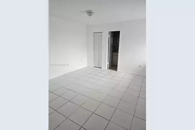 9890 NW 80th Pl #2122, Hialeah Gardens, FL 33016 - Photo 17