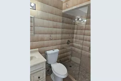 9890 NW 80th Pl #2122, Hialeah Gardens, FL 33016 - Photo 19