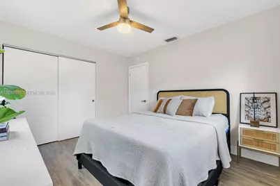 4621 Johnson St, Hollywood, FL 33021 - Photo 17