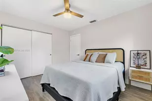 4621 Johnson St, Hollywood, FL 33021 - Photo 17