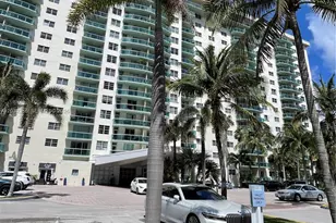19390 Collins Ave, Sunny Isles Beach, FL 33160 - Photo 31