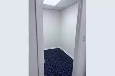 17280 NE 19th Ave, North Miami Beach, FL 33162 - Photo 19
