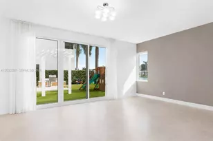 10286 NW 75th Terrace, Doral, FL 33178 - Photo 5