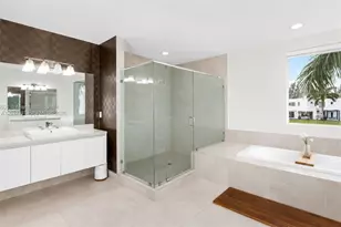 10286 NW 75th Terrace, Doral, FL 33178 - Photo 11