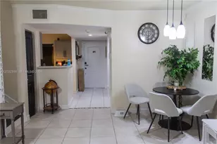 7645 NW 38th Ct, Sunrise, FL 33351 - Photo 5