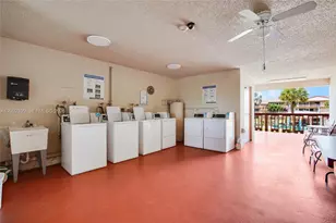 5300 Washington St, Hollywood, FL 33021 - Photo 17