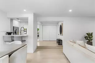 151 NW 146th St, Miami, FL 33168 - Photo 13