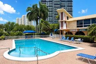 26 Diplomat Parkway, Hallandale Beach, FL 33009 - Photo 11