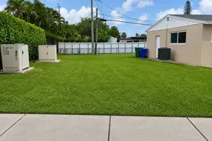 2124 SW 42nd Terrace, Fort Lauderdale, FL 33317 - Photo 3