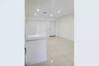 2124 SW 42nd Ter, Fort Lauderdale, FL 33317 - Photo 7