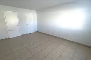 505 NW 177th St, Miami Gardens, FL 33169 - Photo 13