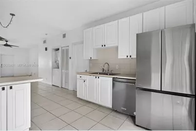 4902 Washington St #4, Hollywood, FL 33021 - Photo 9