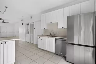 4902 Washington St, Hollywood, FL 33021 - Photo 9