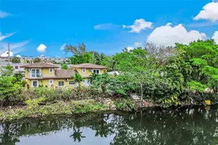 12085 W Dixie Hwy, Biscayne Park, FL 33161 - Photo 7