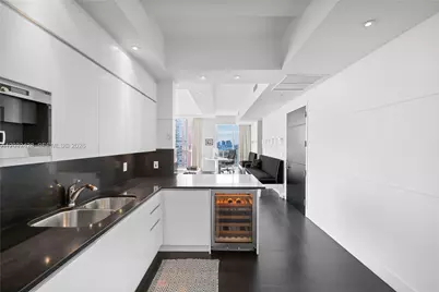 50 S Pointe Dr #3103, Miami Beach, FL 33139 - Photo 19