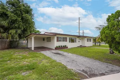 701 NW 176th Ter, Miami Gardens, FL 33169 - Photo 3