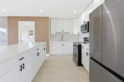 701 NW 176th Ter, Miami Gardens, FL 33169 - Photo 19