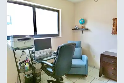 6527 W 22nd Ln, Hialeah, FL 33016 - Photo 15