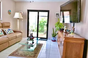6527 W 22nd Ln, Hialeah, FL 33016 - Photo 3